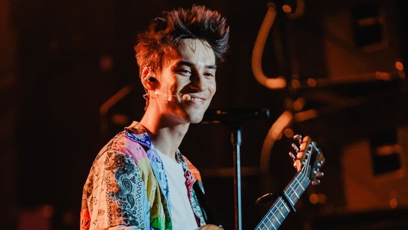 JACOB COLLIER - DJESSE WORLD TOUR 2022 at the Thebarton Theatre